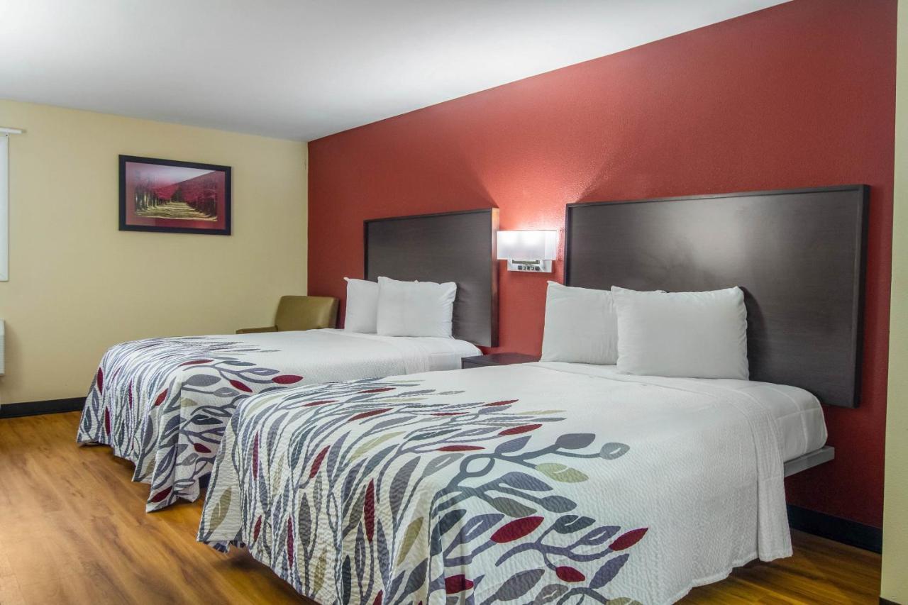 Red Roof Inn Перрисберг Экстерьер фото
