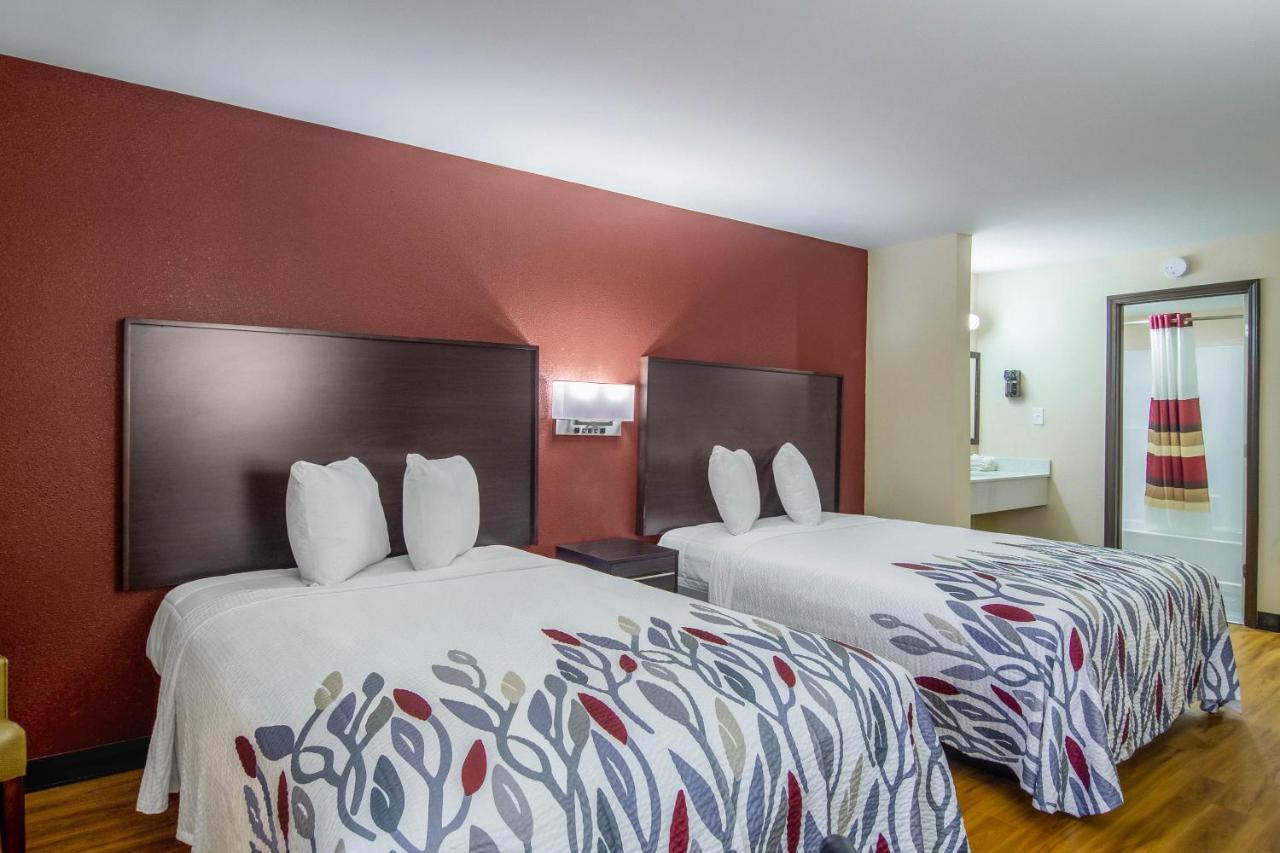 Red Roof Inn Перрисберг Экстерьер фото