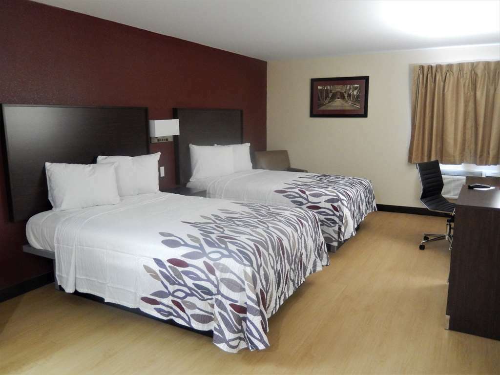 Red Roof Inn Перрисберг Номер фото