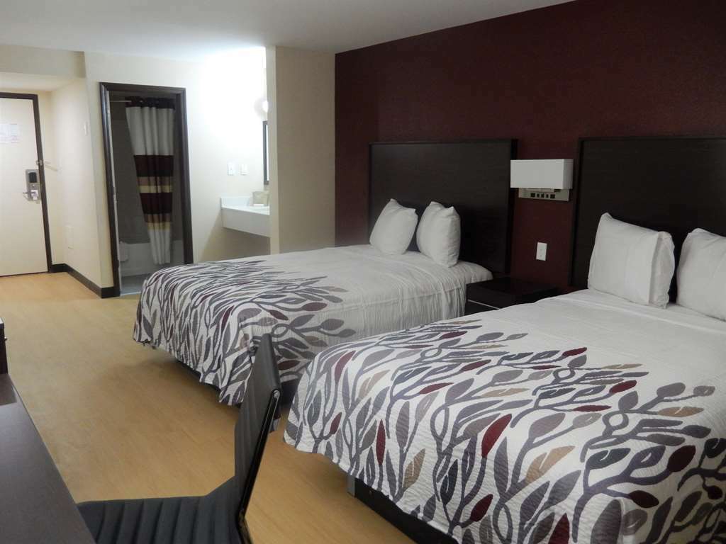 Red Roof Inn Перрисберг Номер фото